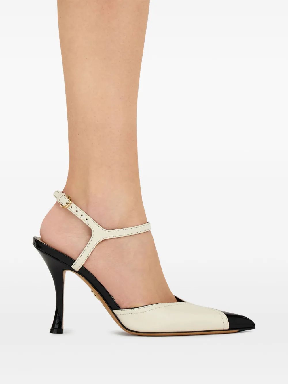 Ferragamo Elegant Pumps 95MM