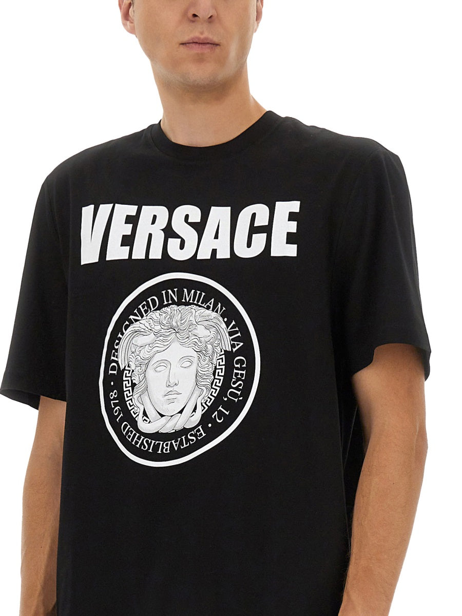 VERSACE Classic Cotton T-Shirt - Men’s Fashion Essential for FW25