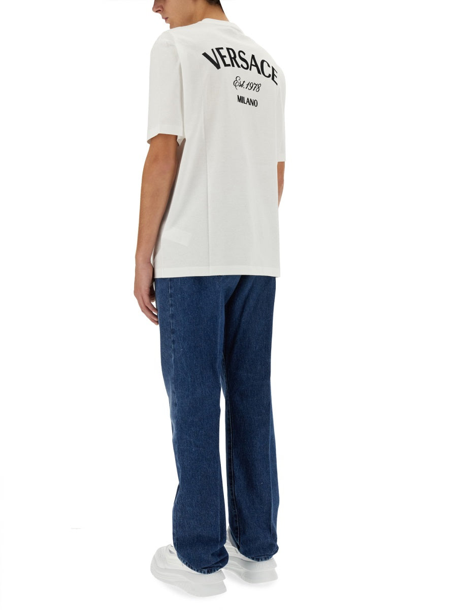 VERSACE Classic Logo T-Shirt - Regular Fit (Size L)