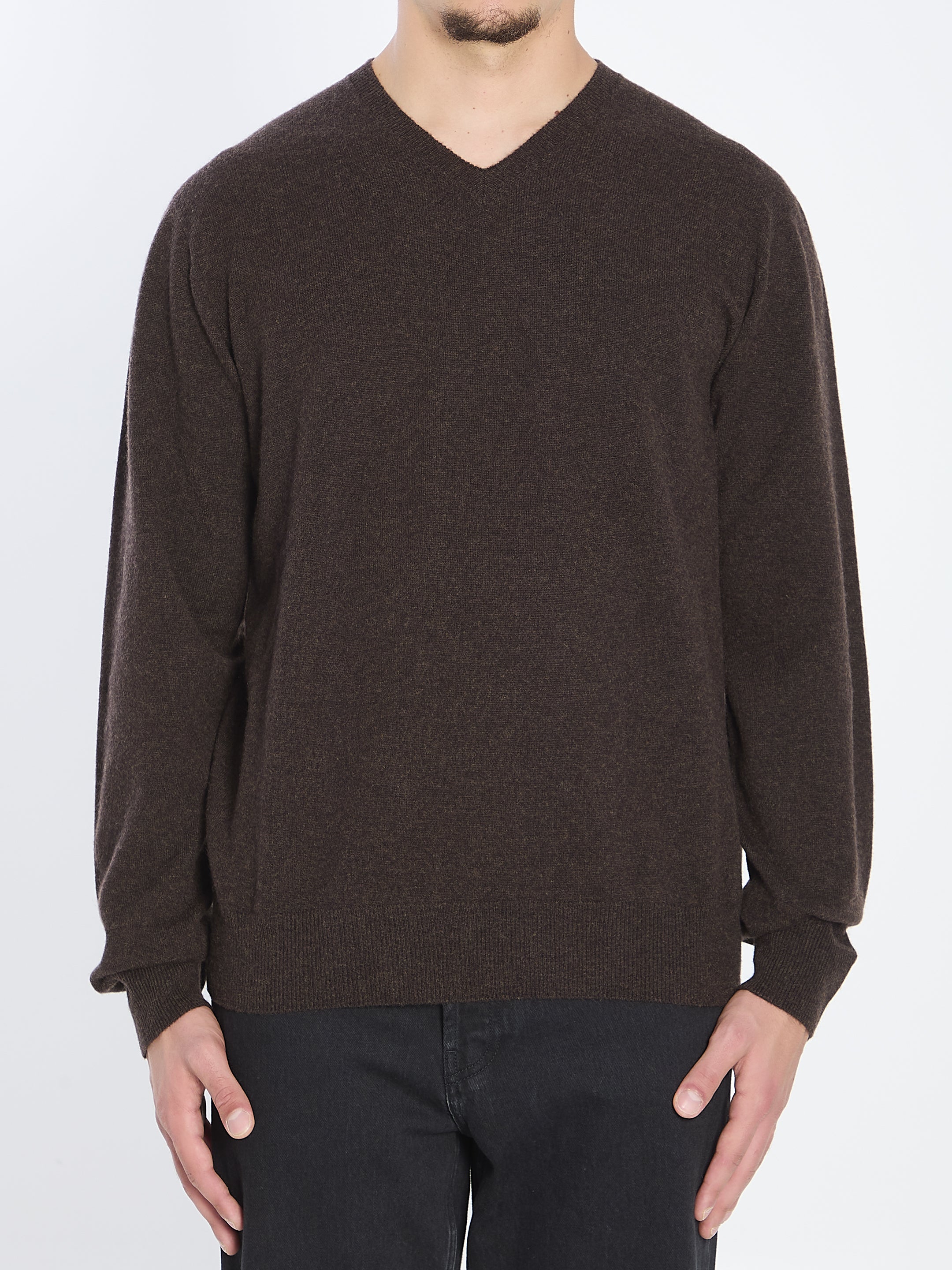 THE ROW Men's Cashmere V-Neck Regular Fit Sweater