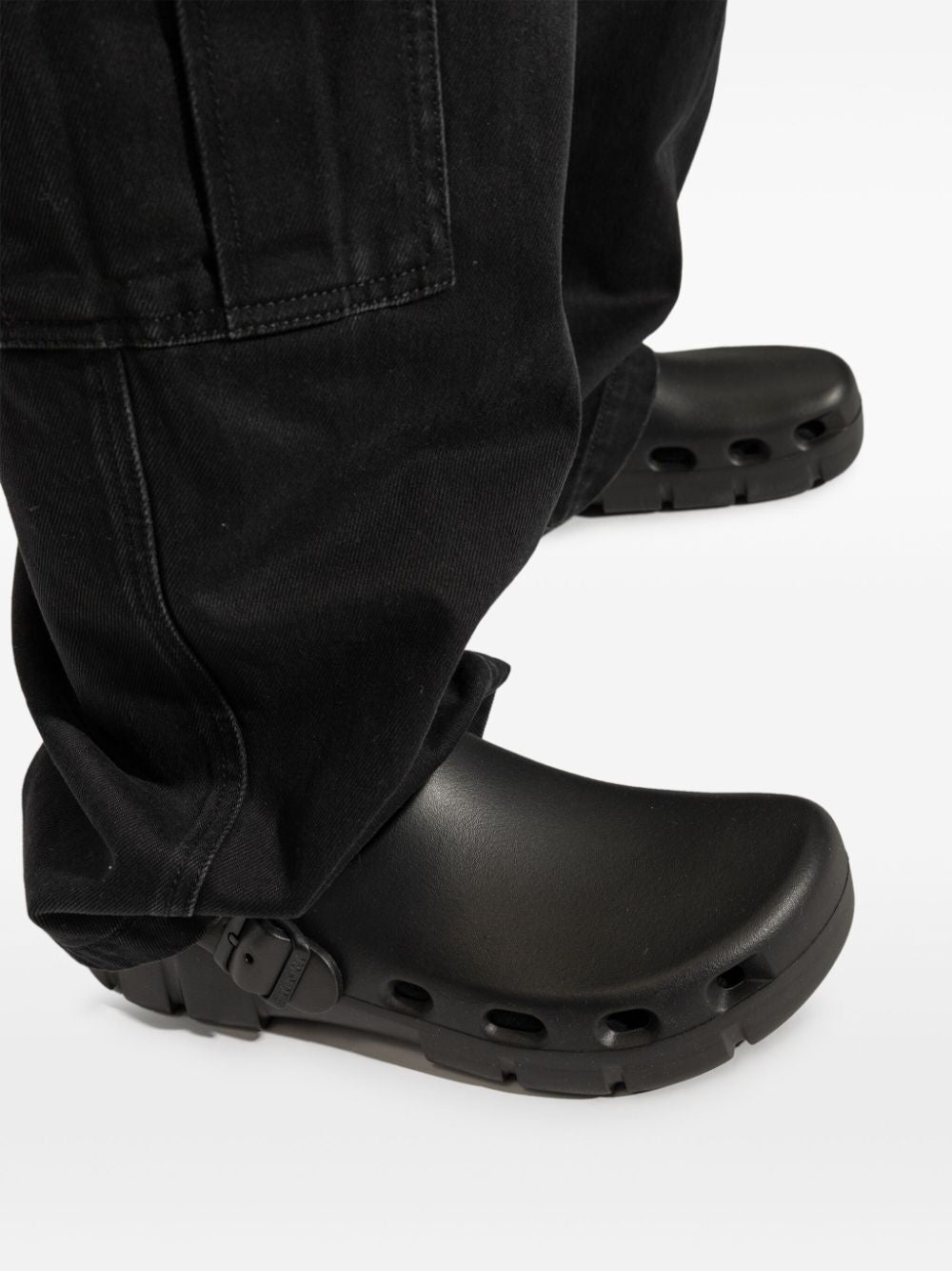 BIRKENSTOCK Unisex Flat Sandals for SS25