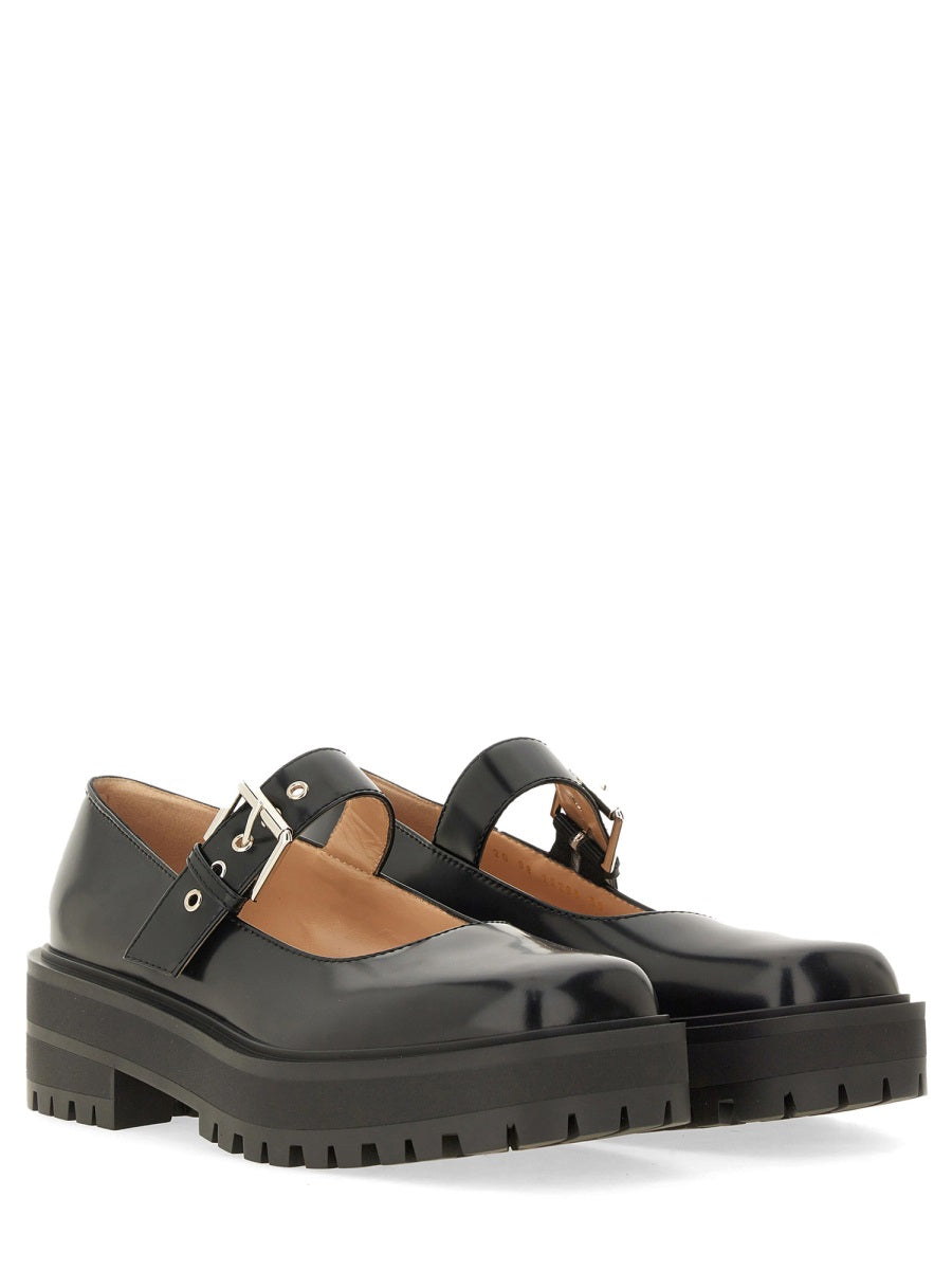 GIANVITO ROSSI Elegant Leather Sandal Flat for Women