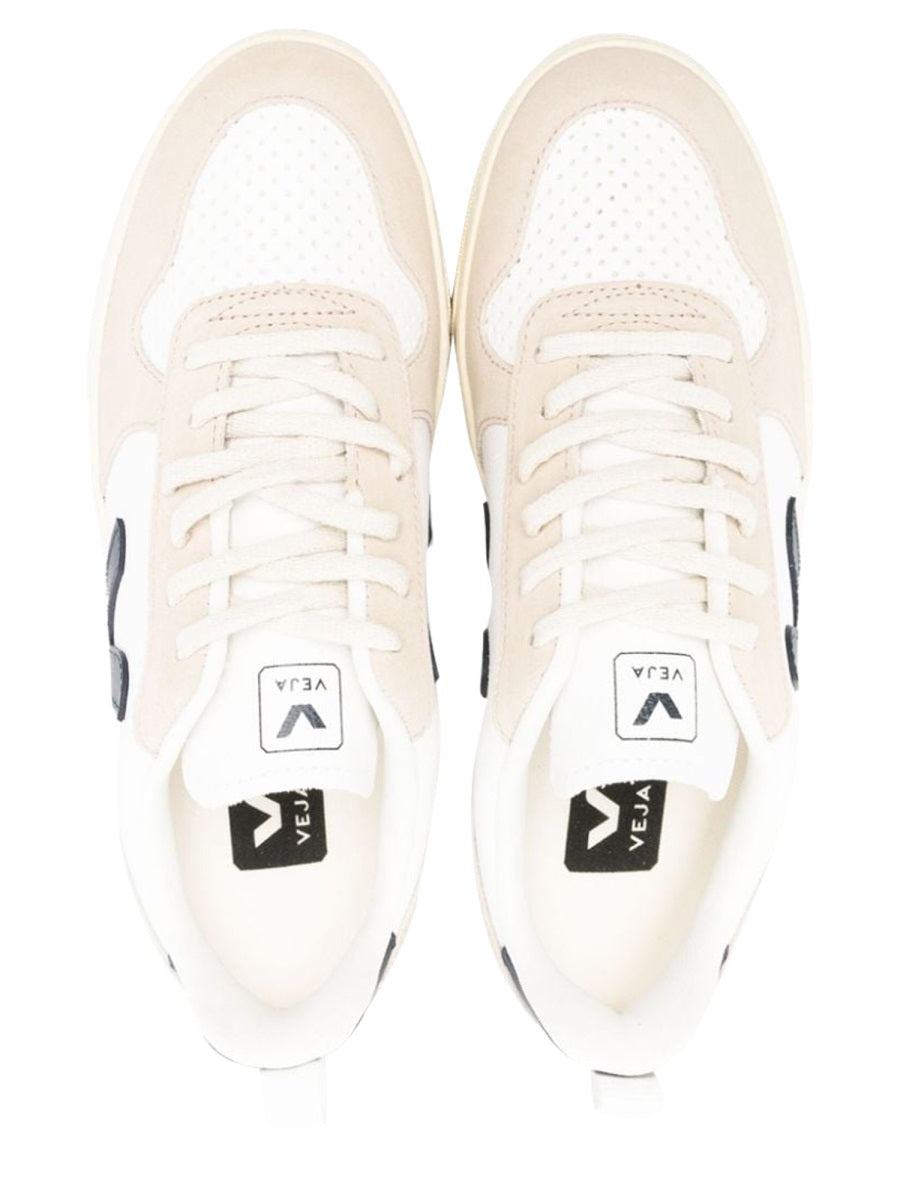 VEJA Kids' Classic Sneakers