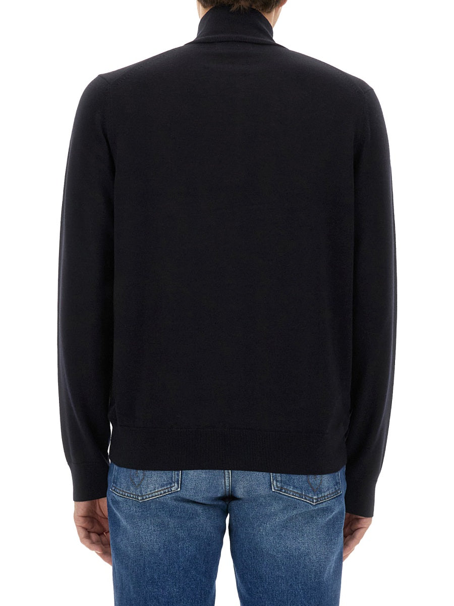 FRED PERRY Classic Logo T-Shirt - Size L