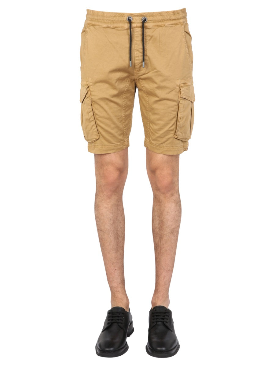 ALPHA INDUSTRIES Men's Twill Bermuda Shorts with Elastic Waistband