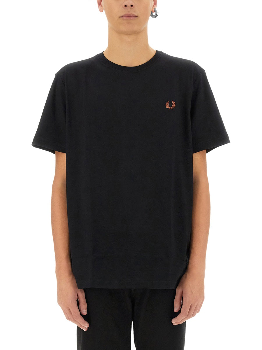 FRED PERRY Men's Logo T-Shirt - Size L