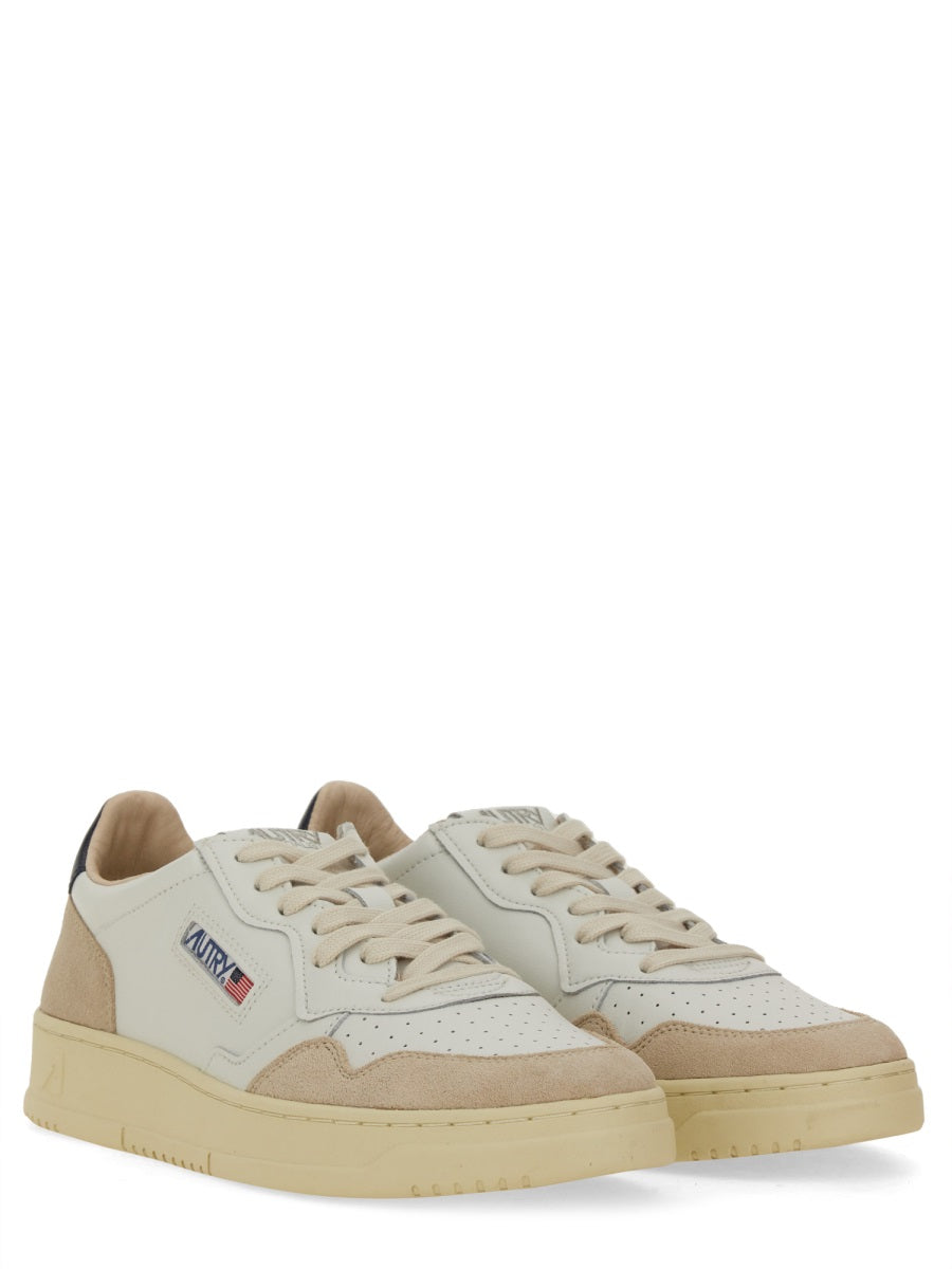 AUTRY Men's Low Cut Medalist Sneaker