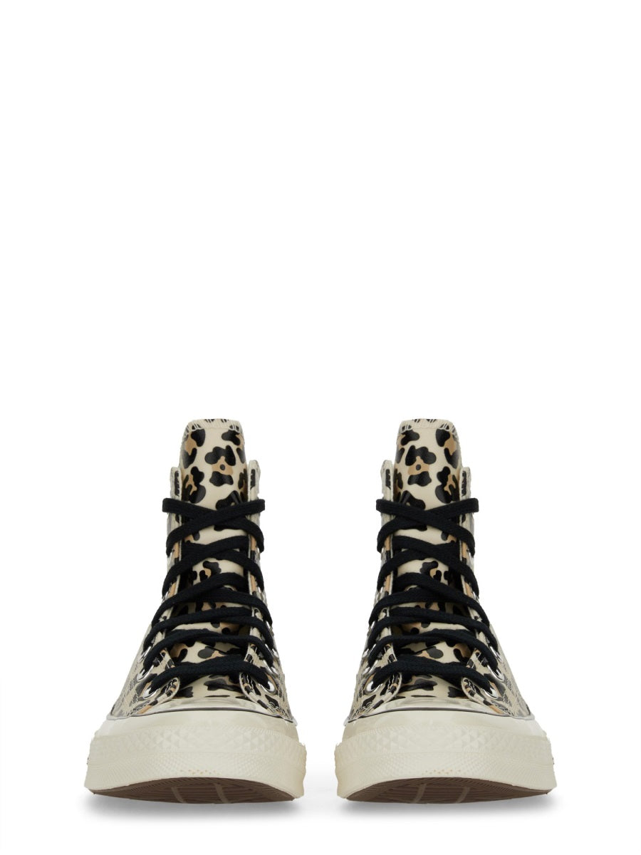 CONVERSE High Top Sneakers