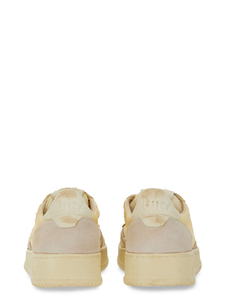 AUTRY Low Super Vintage Sneakers
