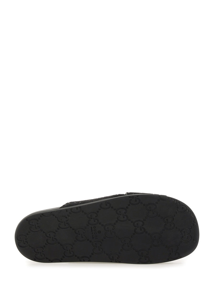 GUCCI Men's Sandal Slider with Iconic GG Pattern