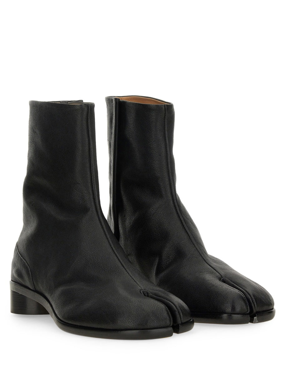 MAISON MARGIELA Men's Tabi Ankle Boots