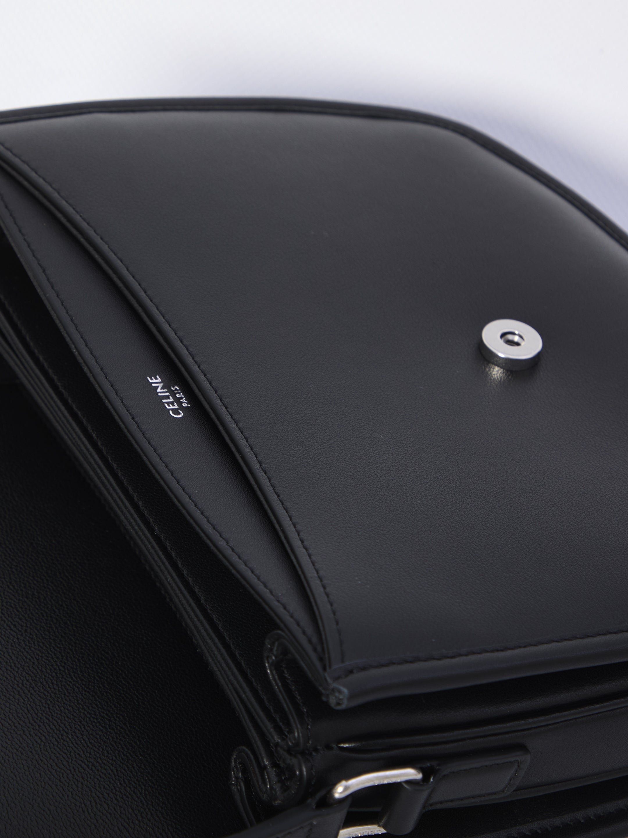 CELINE Triomphe Mini Shoulder Handbag - 21x16.5x6cm