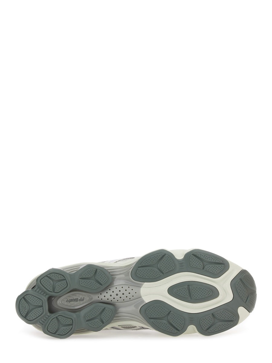 ASICS Unisex GEL-KINETIC FLUENT Sneakers