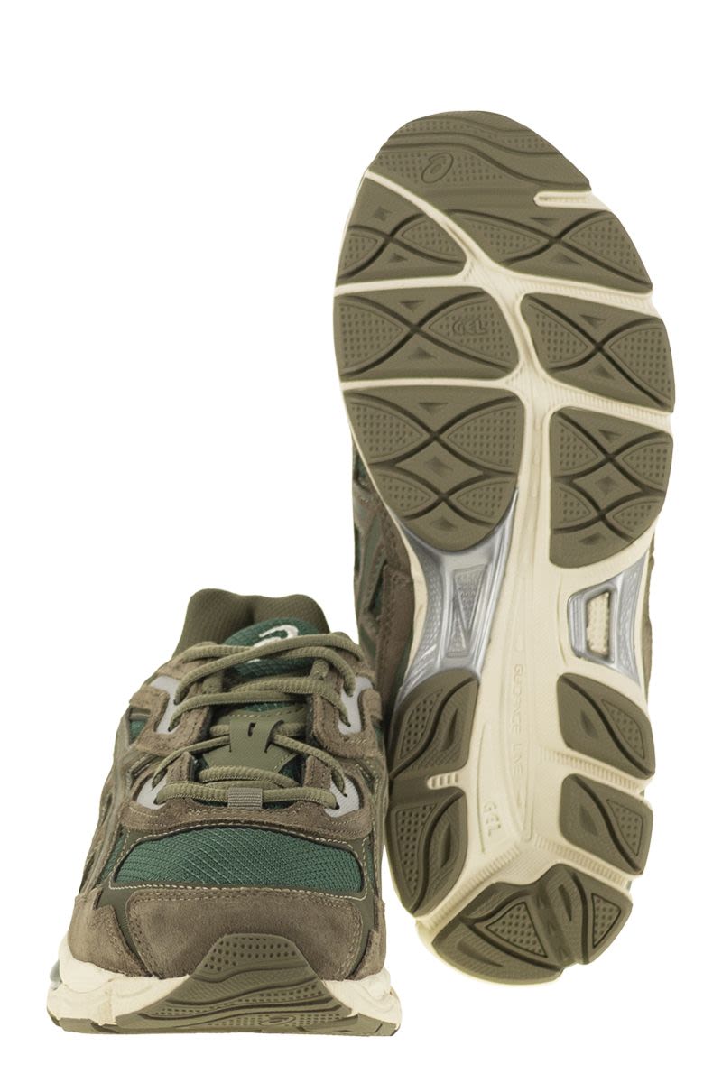 ASICS GEL-NYC Men's Sneakers - Comfort & Style