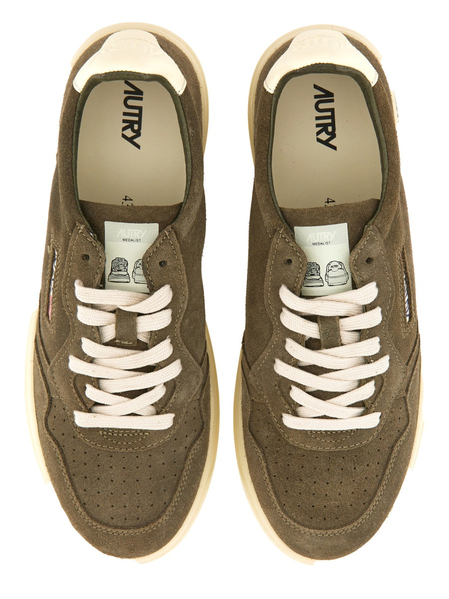 AUTRY Men's Medalist Low Sneakers