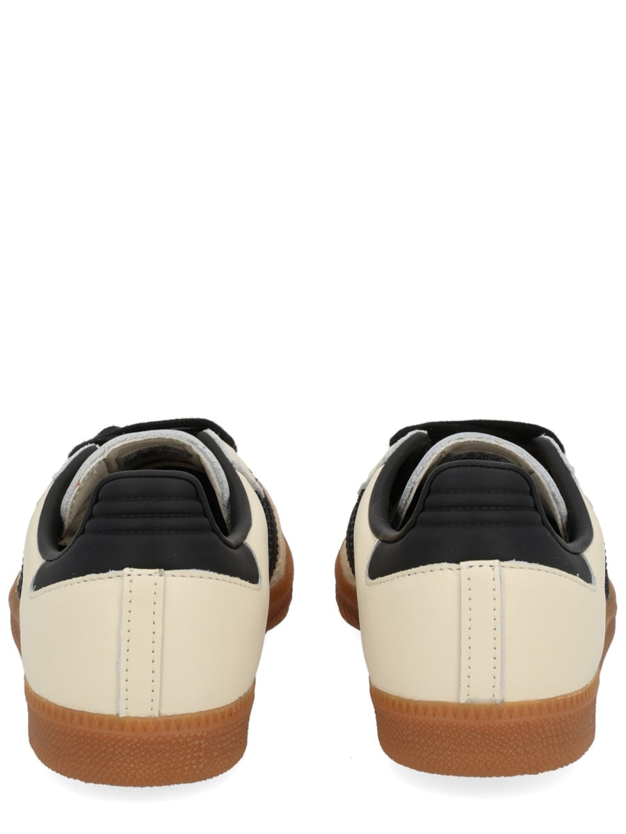 ADIDAS ORIGINALS Essentials Unisex Sneakers