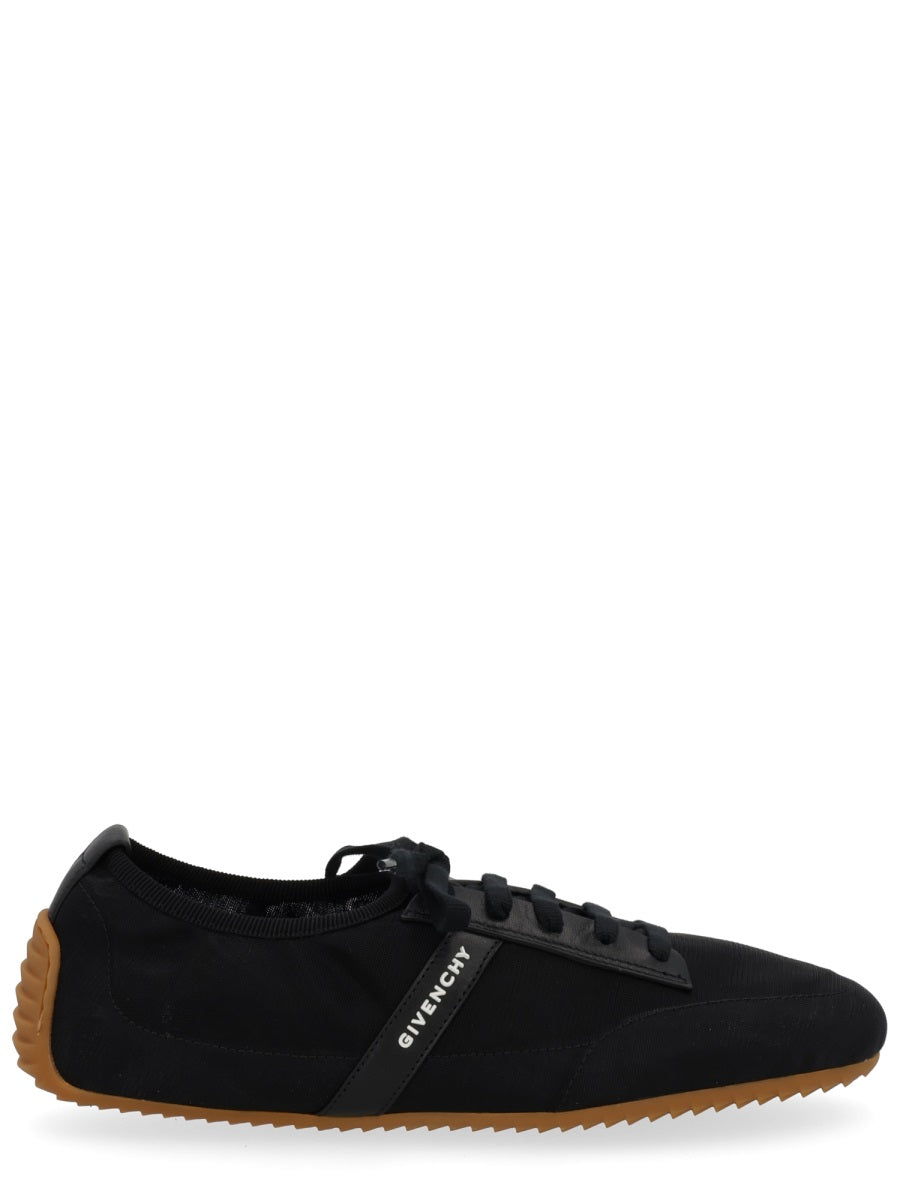 GIVENCHY Chic Women’s Sneakers for FW25
