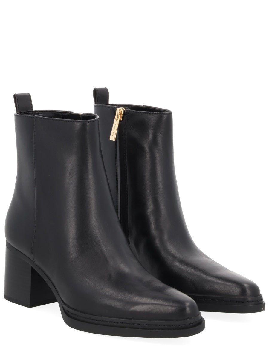 MICHAEL BY MICHAEL KORS Stylish Women’s Leather Boots