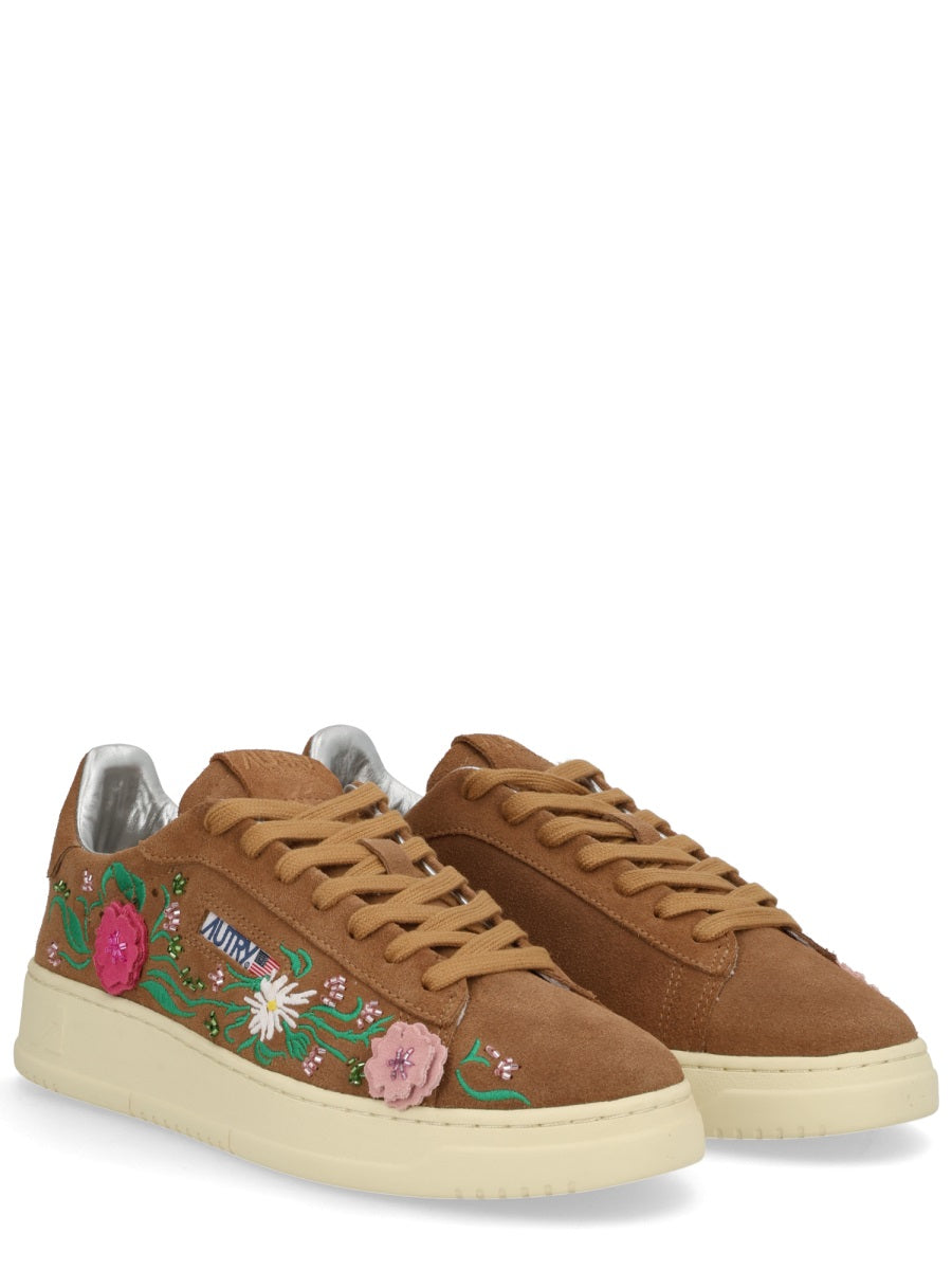 AUTRY Classic Suede Sneakers with Bead Embroidery
