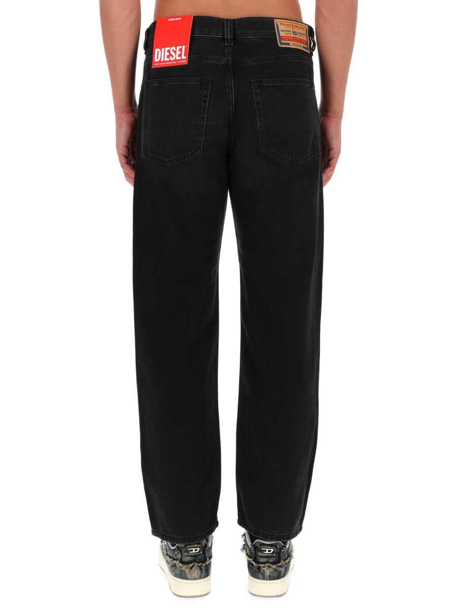 DIESEL Stylish Men's Jeans - FW25 Collection