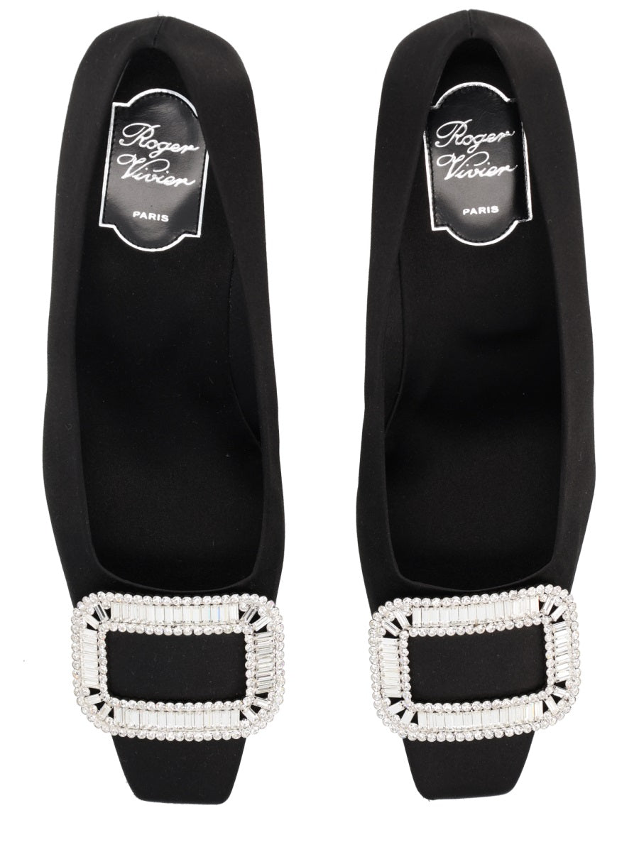 ROGER VIVIER Elegant Heels for the Modern Woman