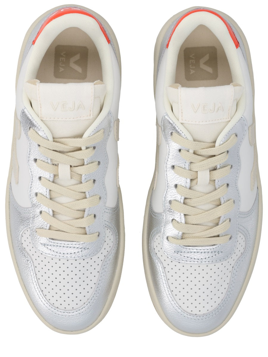 VEJA Sustainable Leather Sneakers for Women - FW25