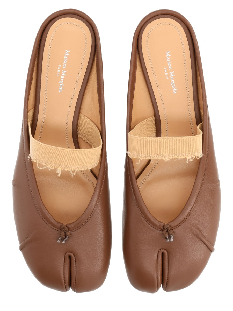 MAISON MARGIELA Elegant Leather Flats for Women