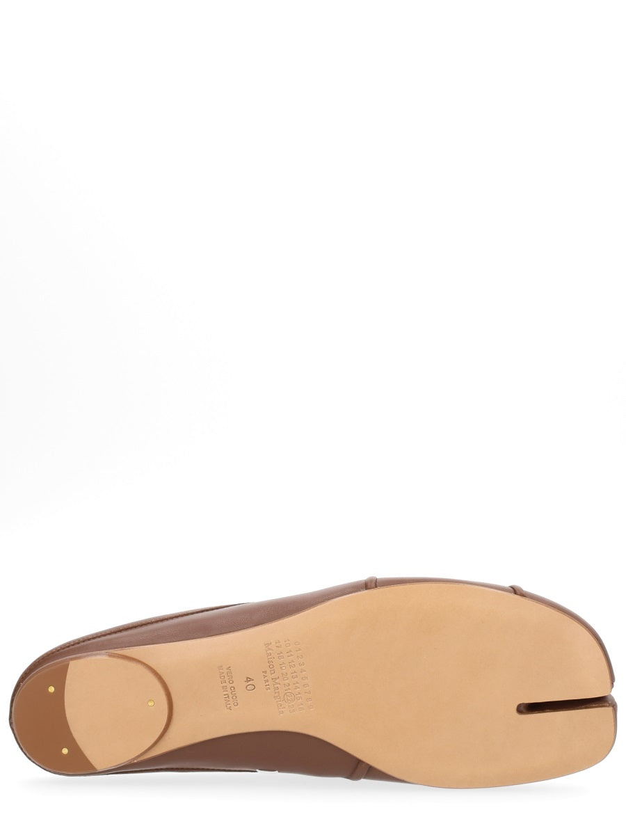 MAISON MARGIELA Elegant Leather Flats for Women