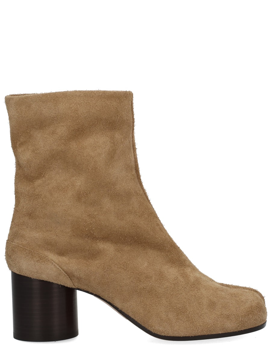 MAISON MARGIELA Elegant Leather Knee-High Boots for Women