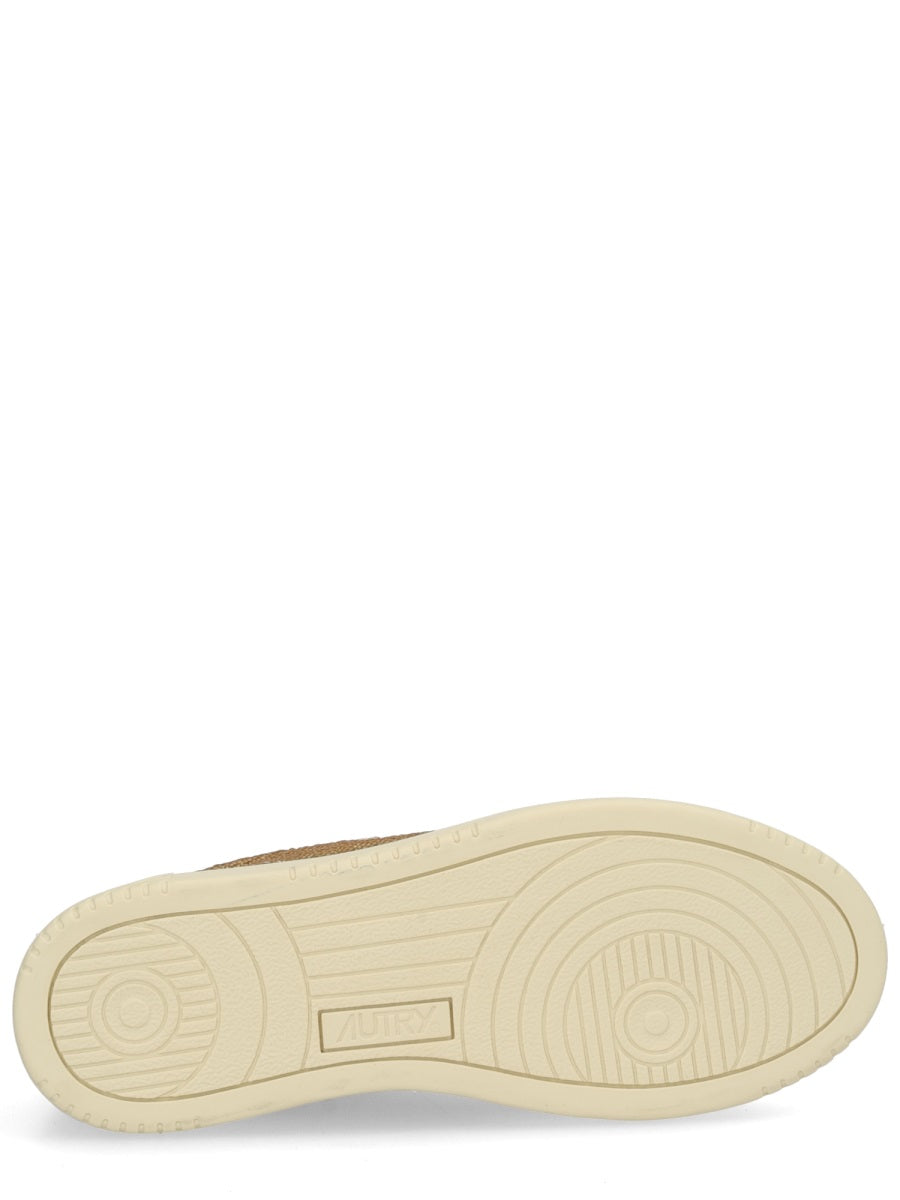 AUTRY Chic Sneakers for Women - FW25 Edition