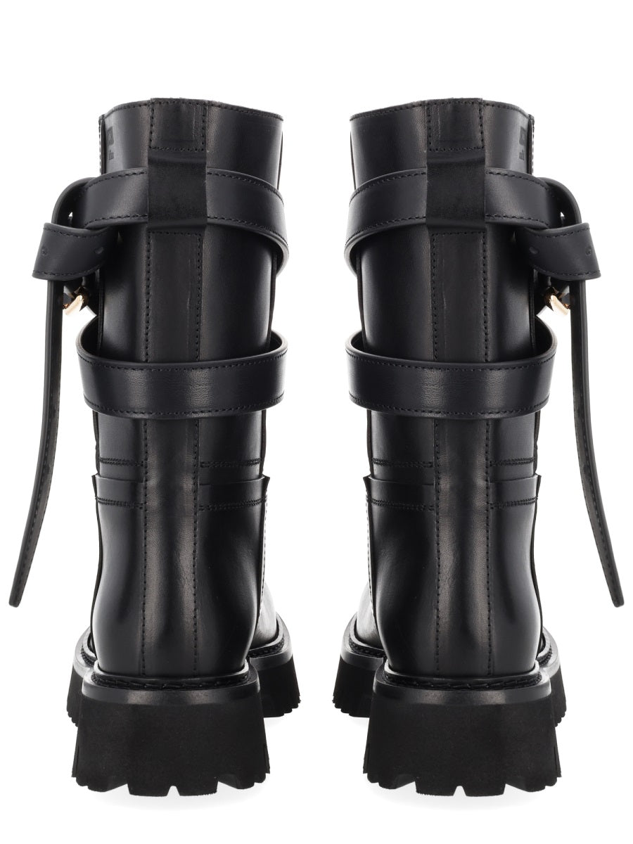 MOSCHINO Chic Classic Leather Boots