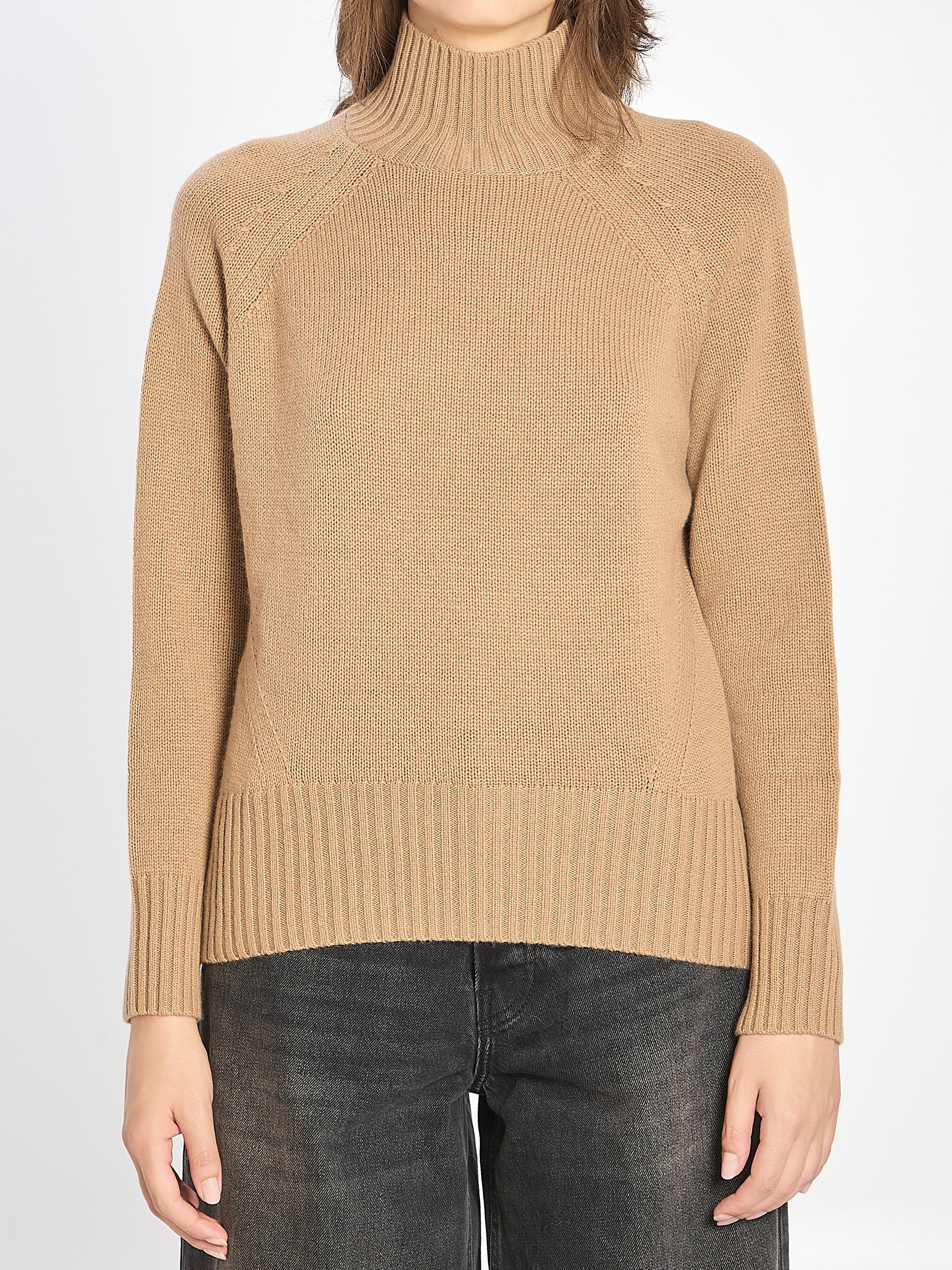 ALLUDE Wool and Cashmere Turtleneck Sweater - Relaxed Fit XS