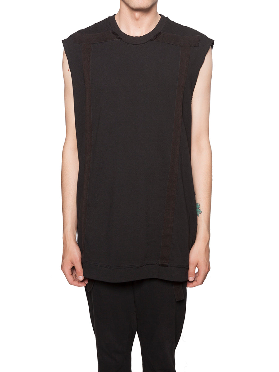 LOST&FOUND Sleeveless T-Shirt Sweatshirt - Medium