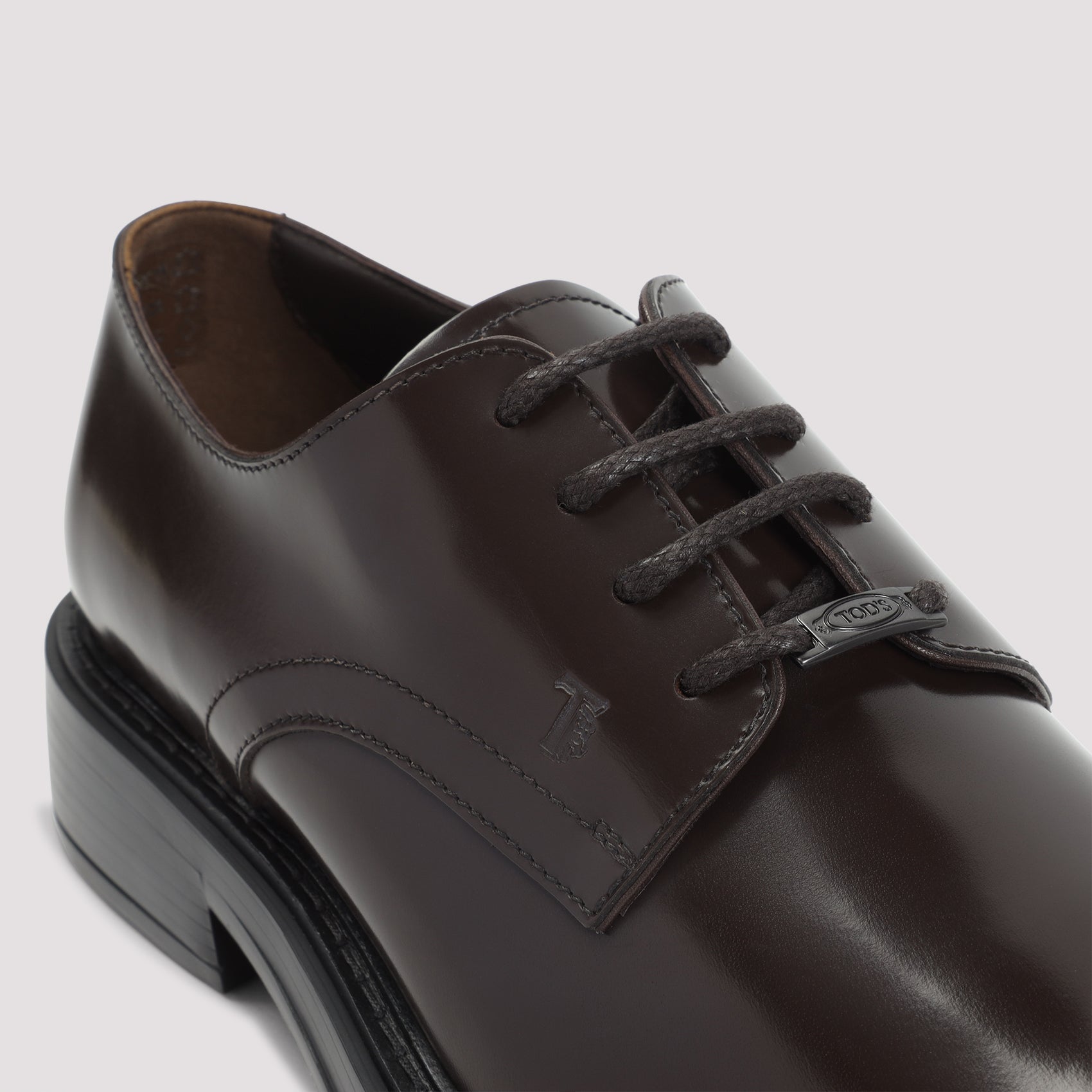 TOD`S Men's Classic Leather Derbies