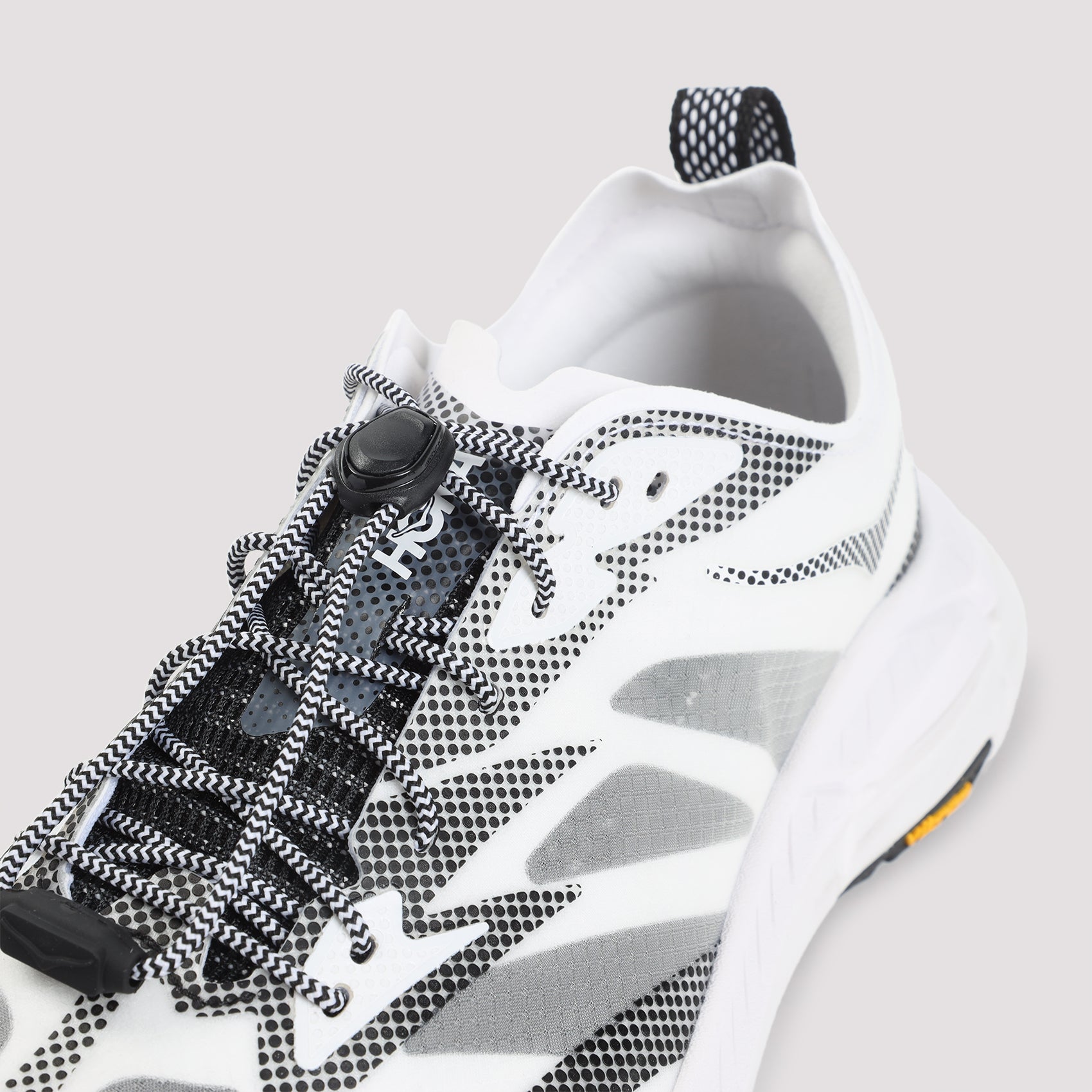 HOKA Mafate Speed 4 Unisex Sneakers