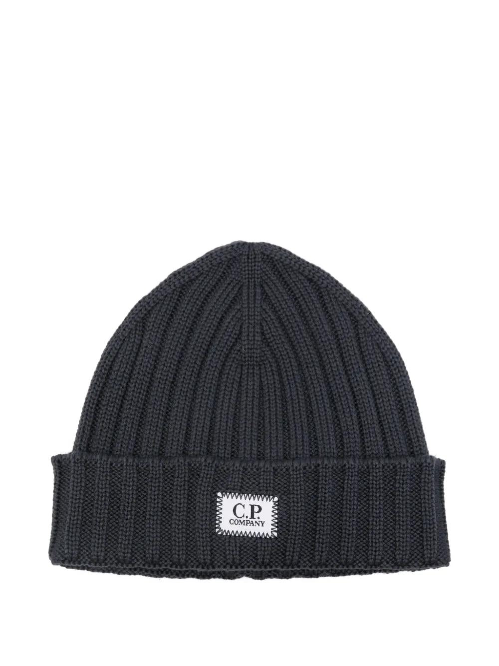C.P.COMPANY Ribbed Knit Beanie with Logo Patch