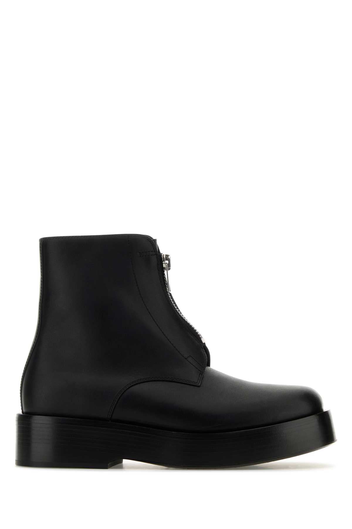 BOTTEGA VENETA Timeless Leather Torino Ankle Boots - Man
