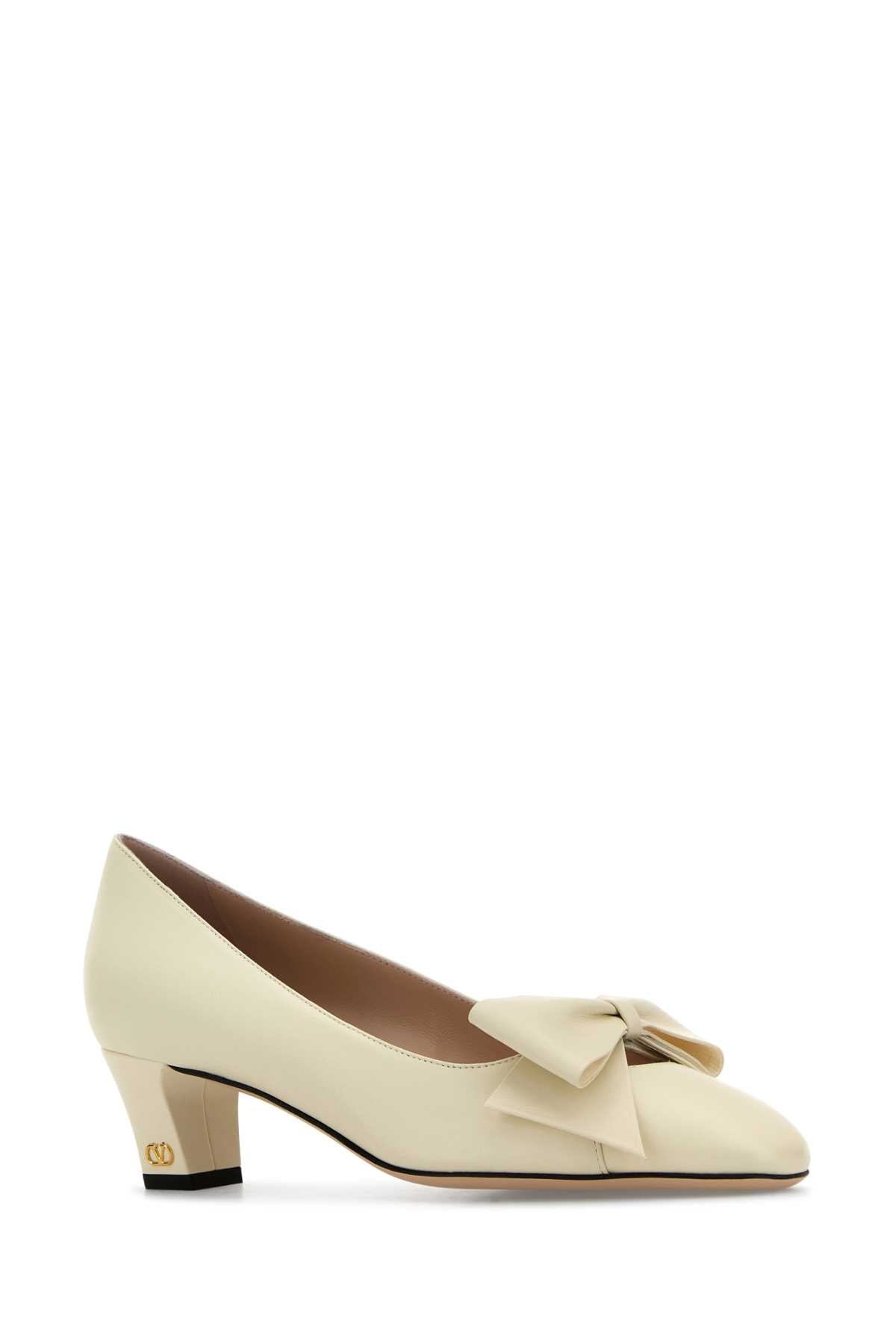 VALENTINO GARAVANI Elegant Leather Bowow Pumps with 4.5 cm Heel