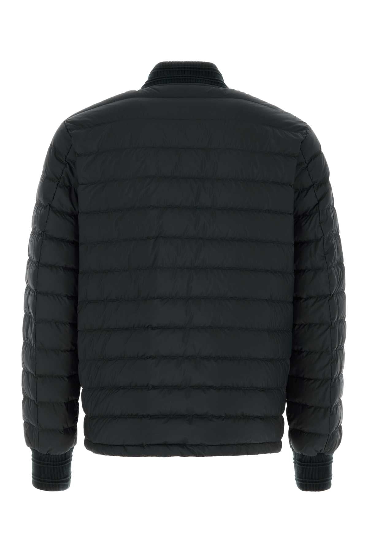 BURBERRY Classic Nylon Down Jacket for Men - Stylish Warmth for 2025