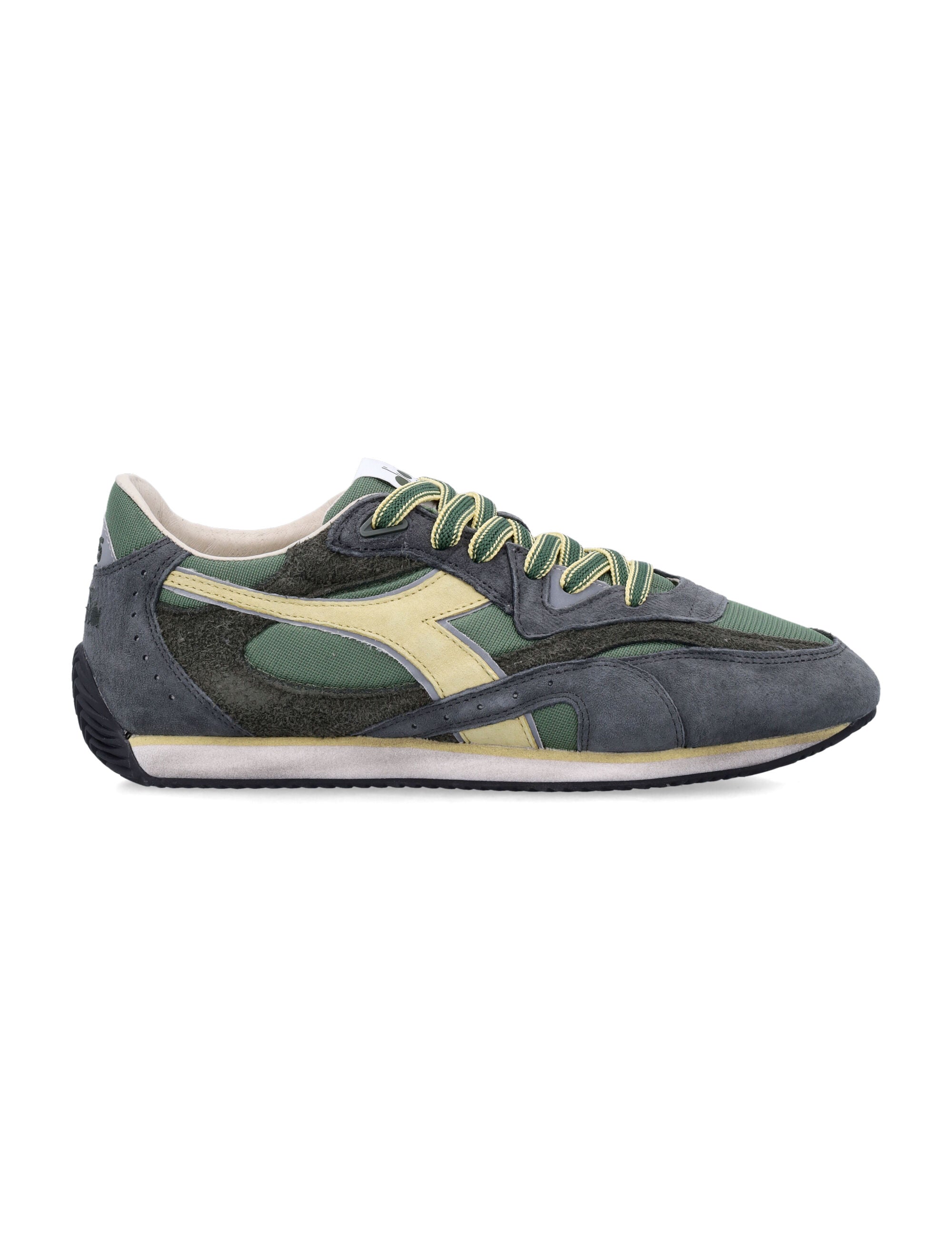 DIADORA Heritage Equipe Revenge Used Sneakers - Timeless Design for Men
