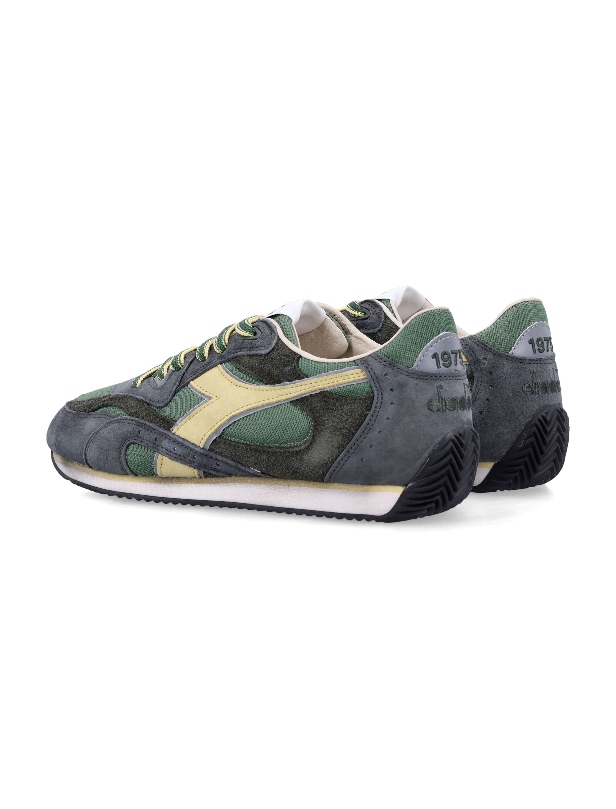 DIADORA Heritage Equipe Revenge Used Sneakers - Timeless Design for Men