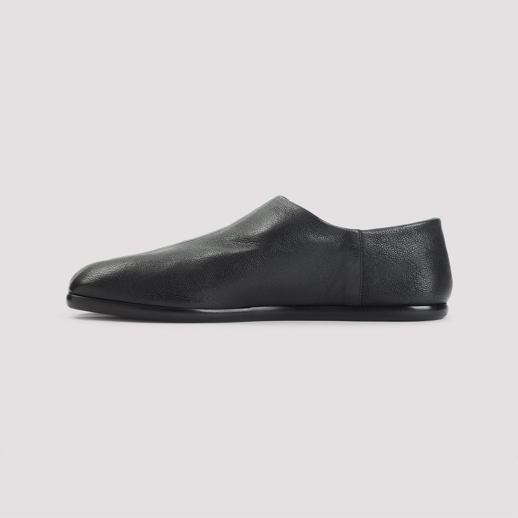 MAISON MARGIELA Tabi Babouche Loafers for Men