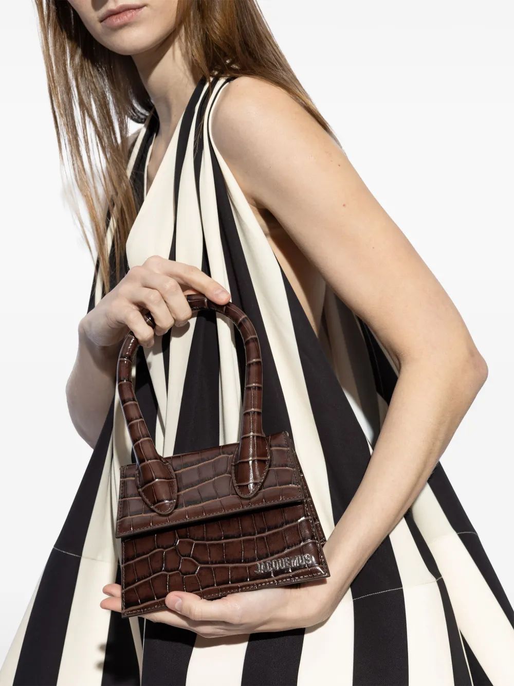 JACQUEMUS Chic Moyenne Mini Handbag