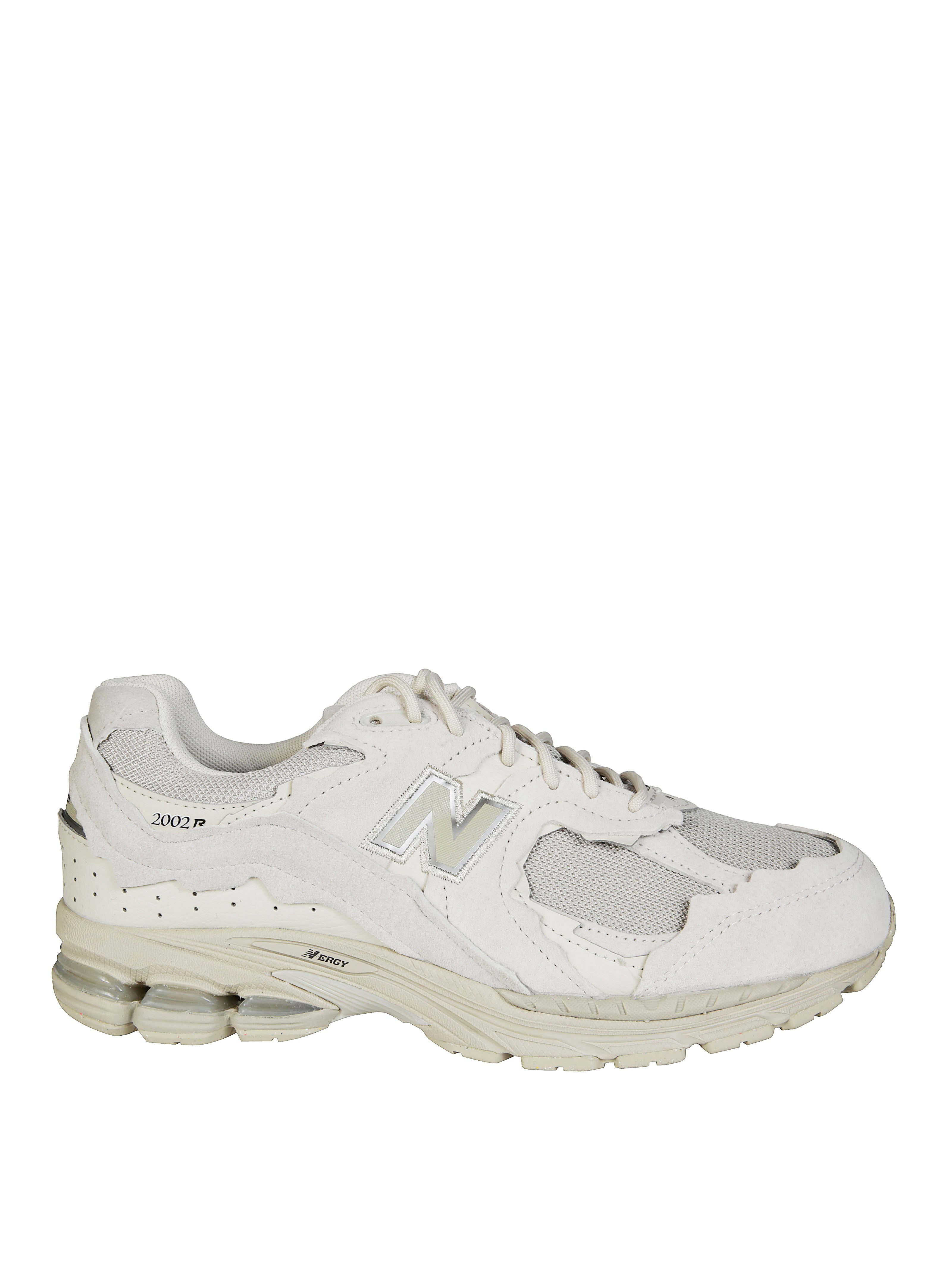 NEW BALANCE Women's Sneaker - FW25 Edition