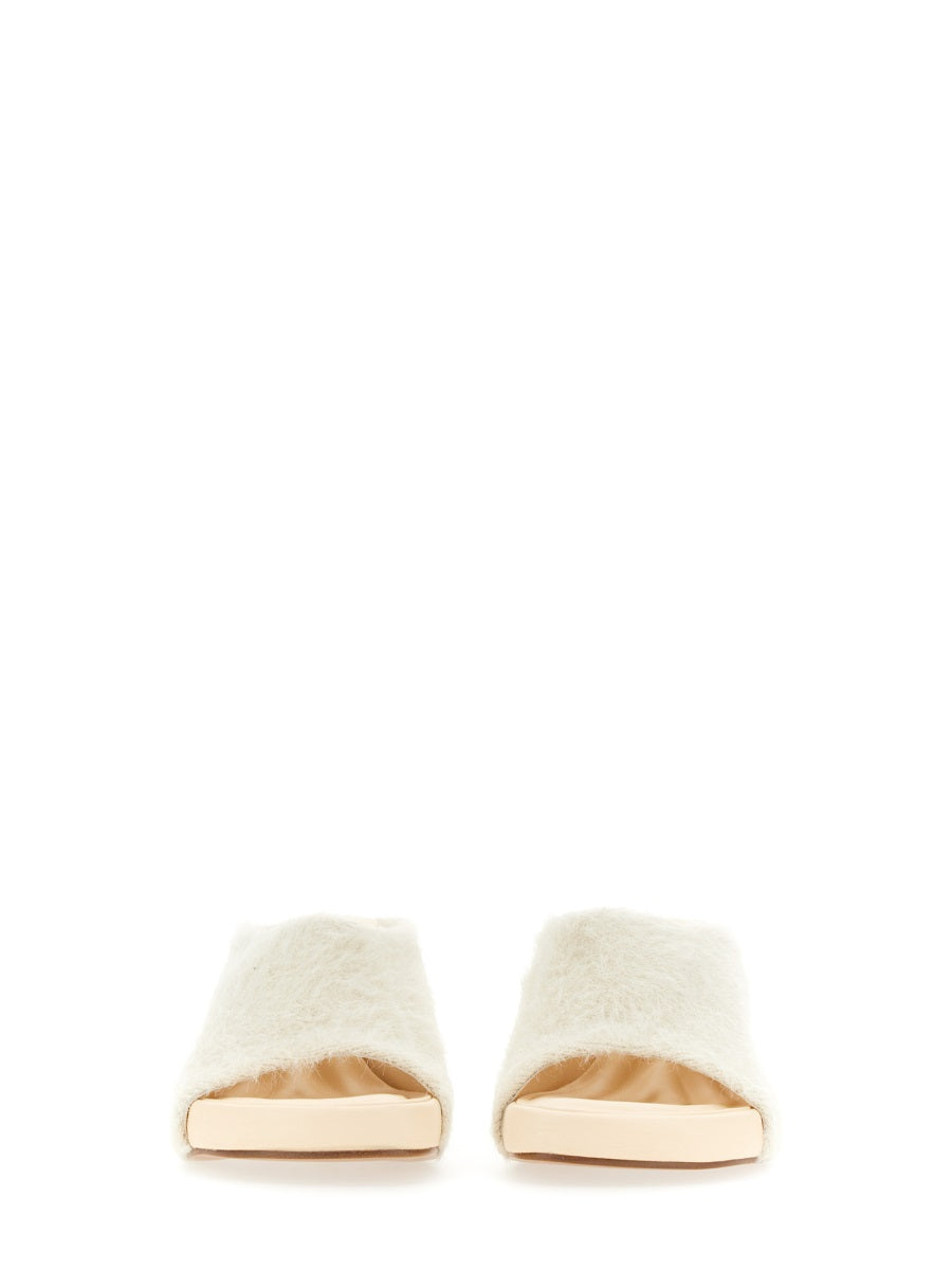 JACQUEMUS Cloud Mini Flat Sandals - 8 CM Heel