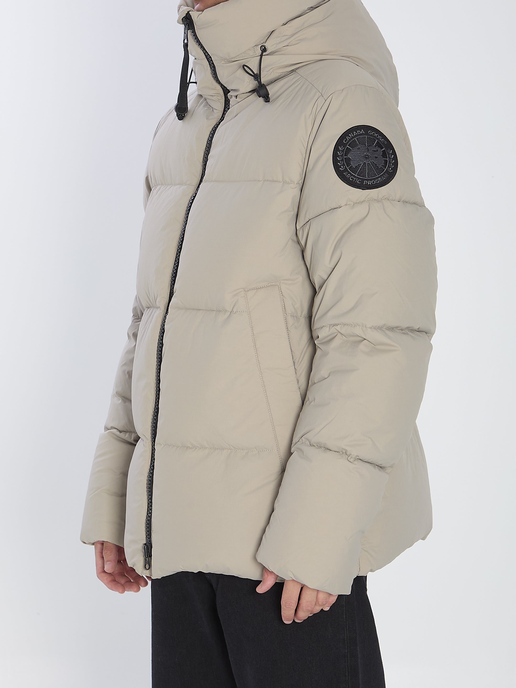 CANADA GOOSE Oversized Puffer Jacket with Adjustable Hood - Men's Size M