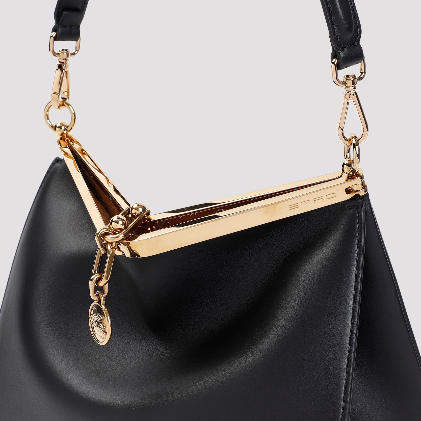 ETRO Vela M Handbag (W:28cm H:21cm D:12cm)