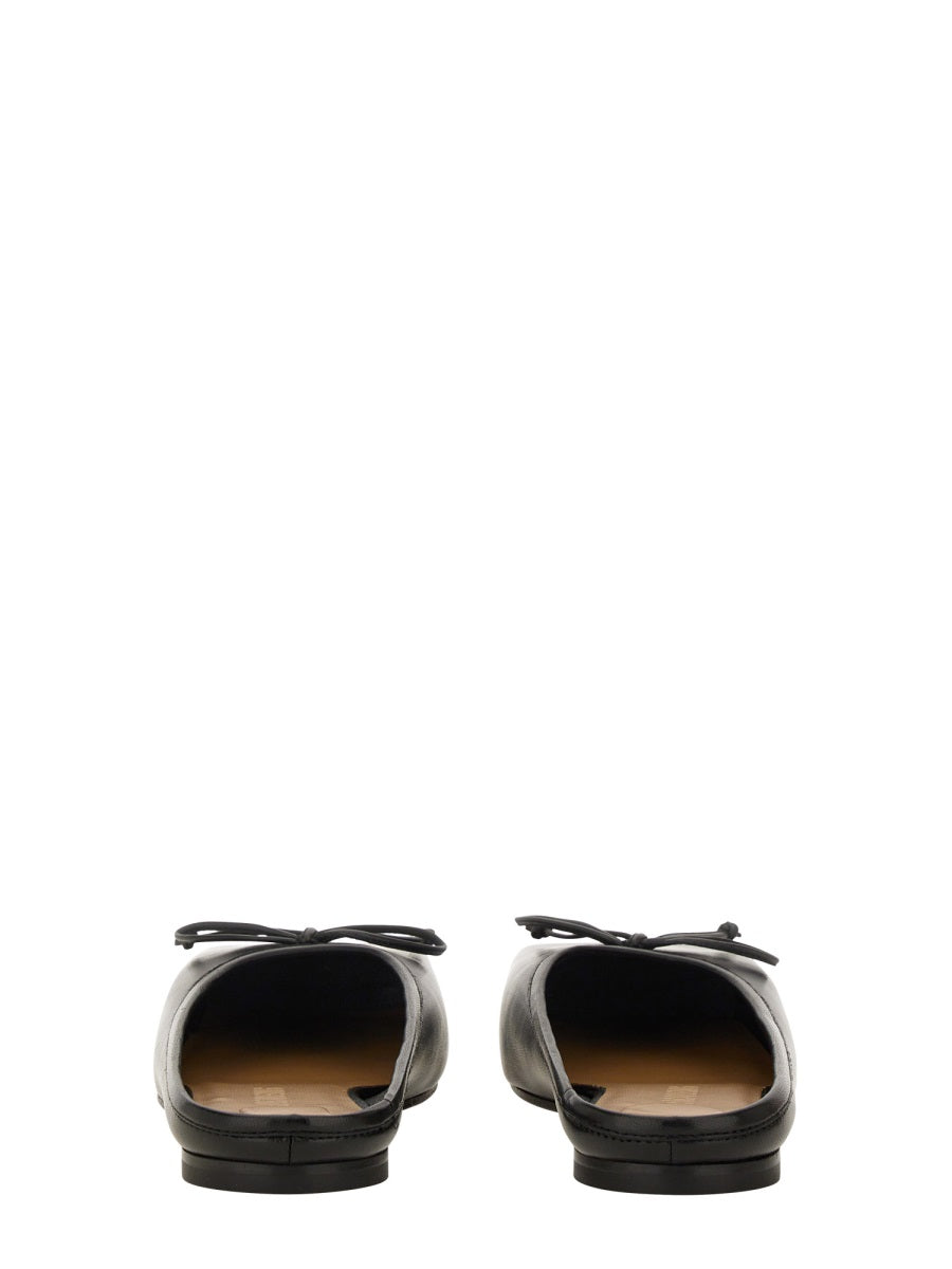 JACQUEMUS Elegant Lambskin Flat Dancer Sandals for Women