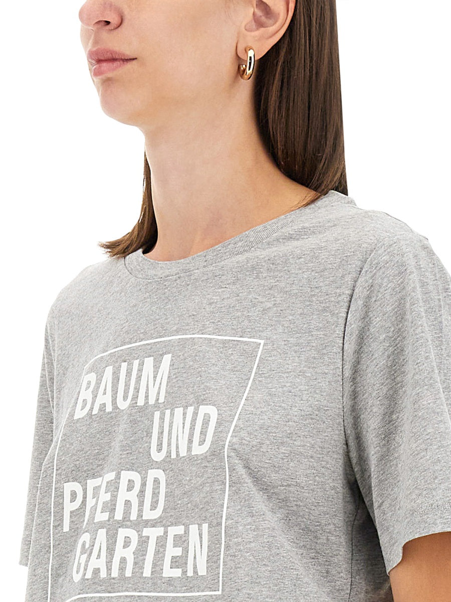 BAUM UND PFERDGARTEN Regular Fit T-Shirt - Women's Size S