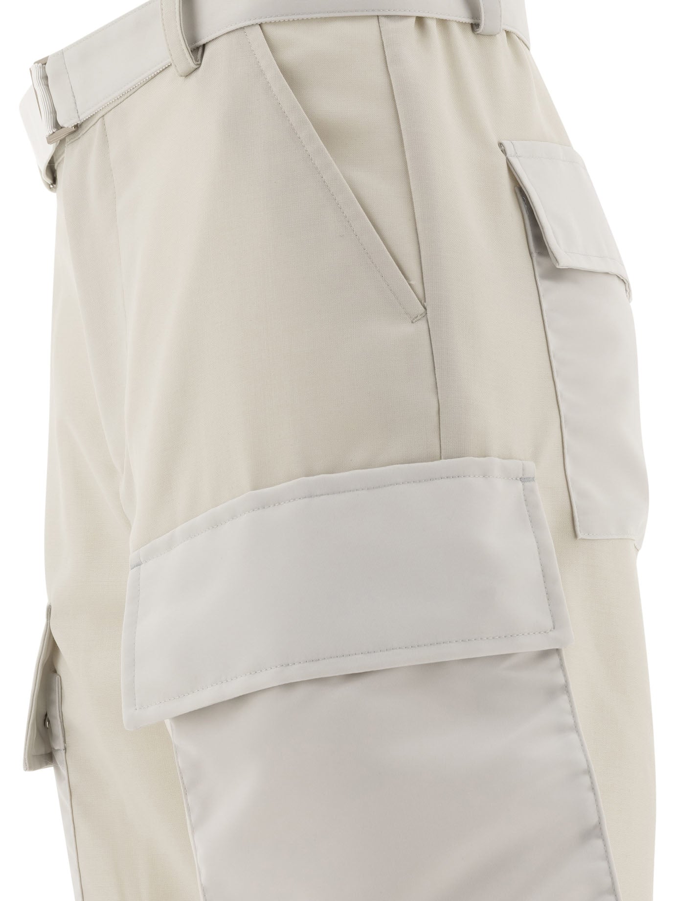 SACAI High Rise Belted Cargo Trousers in Regular Fit